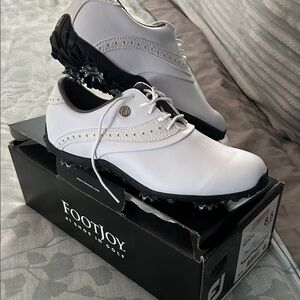 🆕 FootJoy Women's White and Black Athletic Golf Shoes